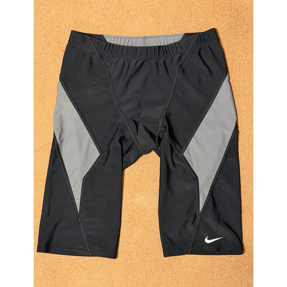 Nike Pro Men's swimwear Black/Gray Colorblock M 32W 9" Inseam
